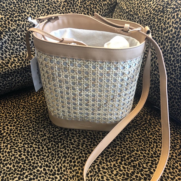 tommy bahama straw bucket bag